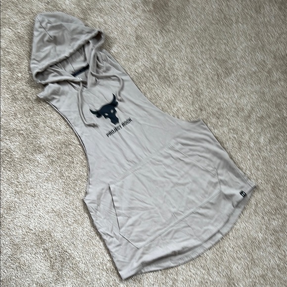 UA Tan Sleeveless Hoodie - Picture 3 of 5